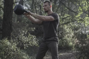 Swings with a 12-32kg adjustable kettlebell