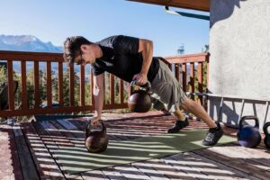 Kettlebell exercise abs 4