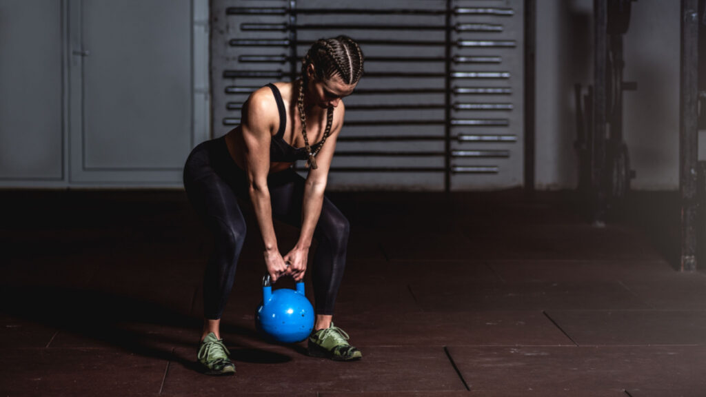 Kettlebell deadlift