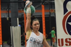 Kettlebell snatch 4