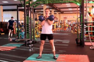 Kettlebell thruster 3